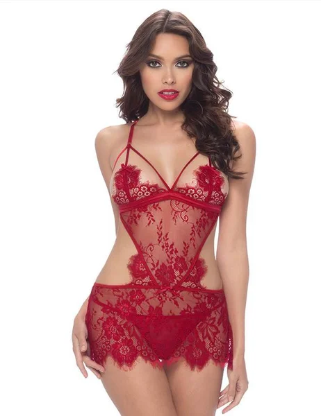 Red Lace Lingerie Set - M/L — image 3 of 4