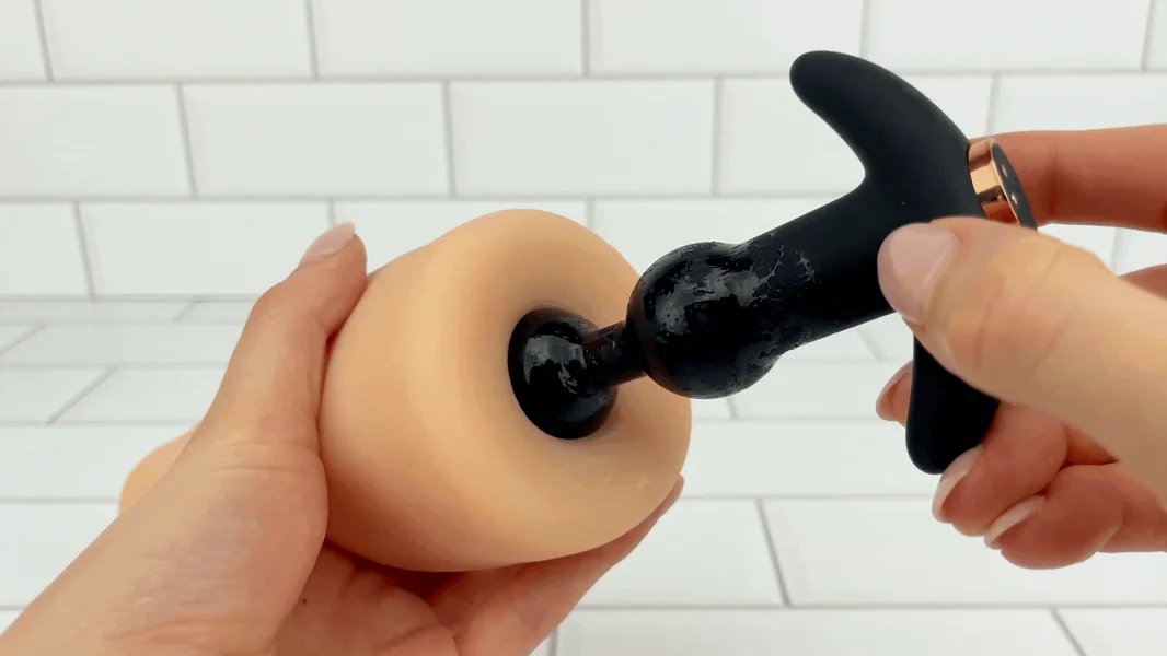Macio Silicone Beaded Anal Vibrator Plug — image 5 of 5