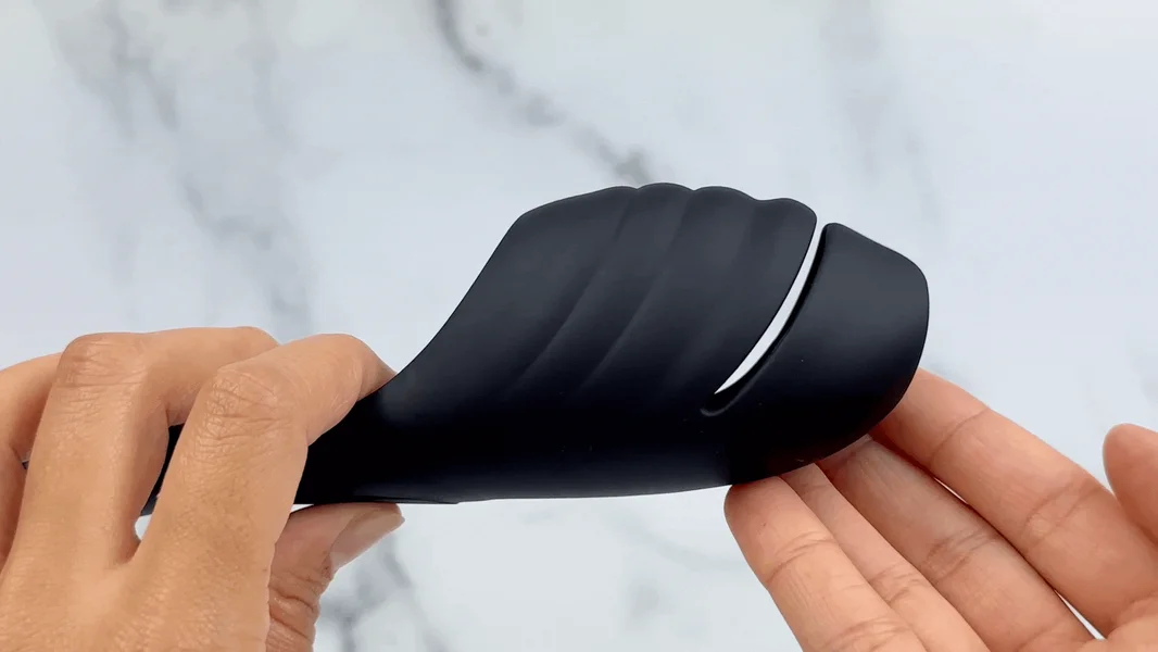 Mio Vibrating Penis Massager — image 25 of 25