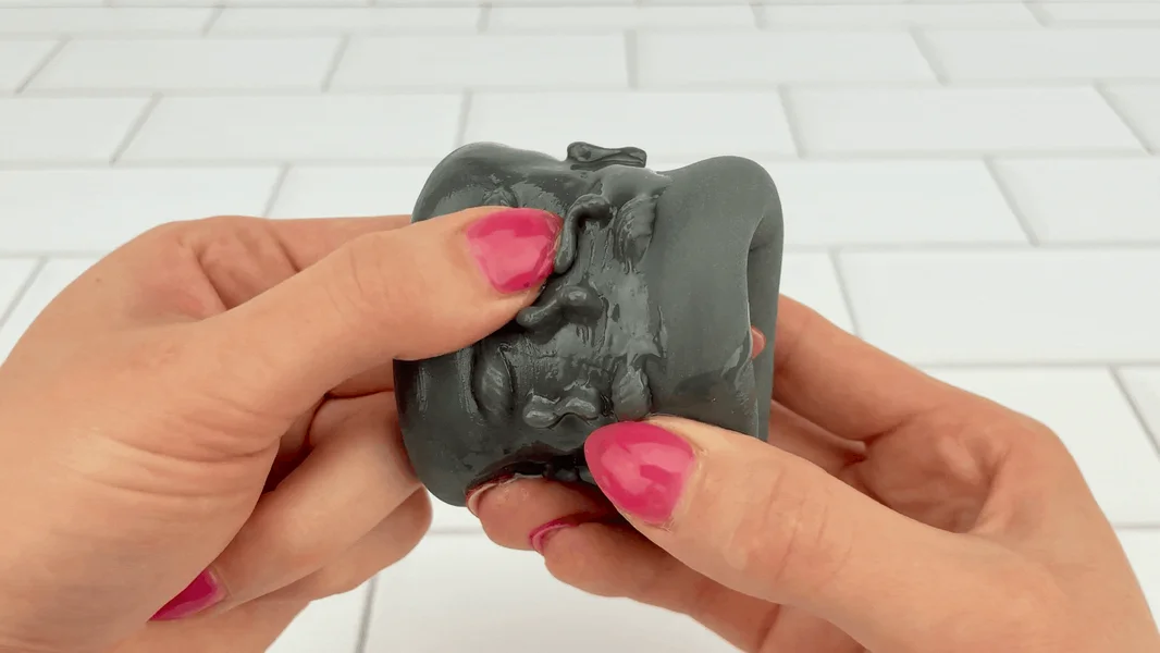 Labio BJ Stroking Aide — image 10 of 14
