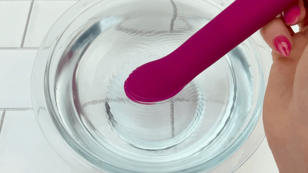 Krivka Silicone Power G-Spot Massager — image 9 of 13