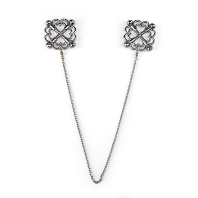 Flower nipple clamps