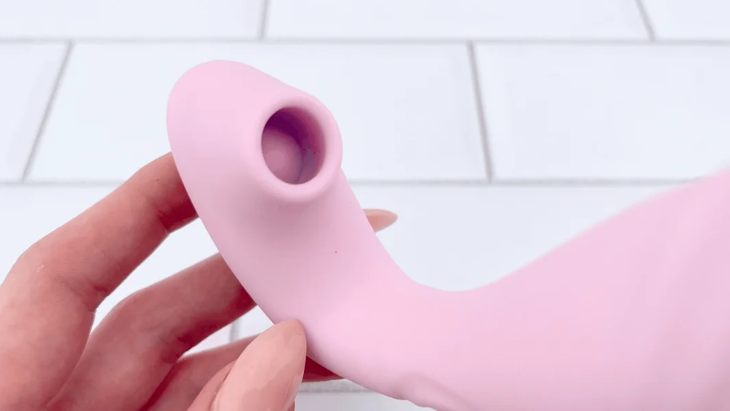 Wearable Clit Suction & G-Spot Vibrator — image 7 of 14