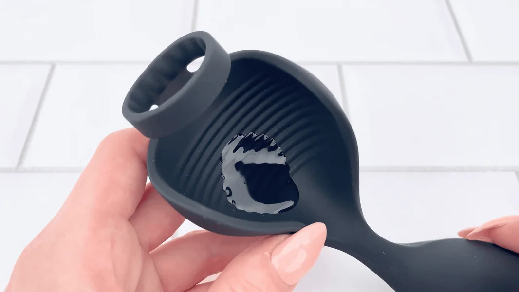 (NEW Pull 1 for MKTG) Vibrating Cock Ring + P-Spot Stimulator — image 18 of 23