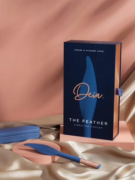 Deia - The Feather - Teasing Pinpoint Vibrator — image 5 of 10