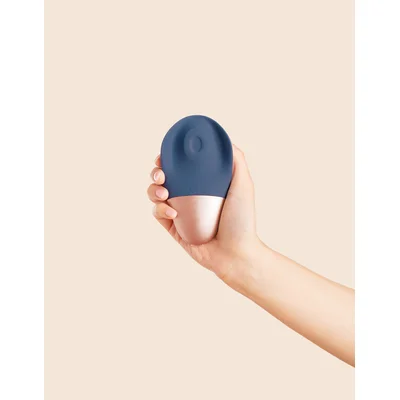 Deia The Arouser Thumping Clitoral Stimulator