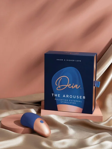 Deia - The Arouser - Thumping Clitoral Stimulator — image 8 of 16