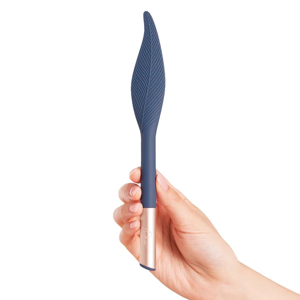 Deia The Feather Vibrator — image 6 of 8