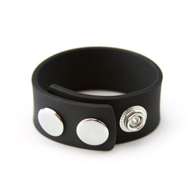 Silicone band with snaps