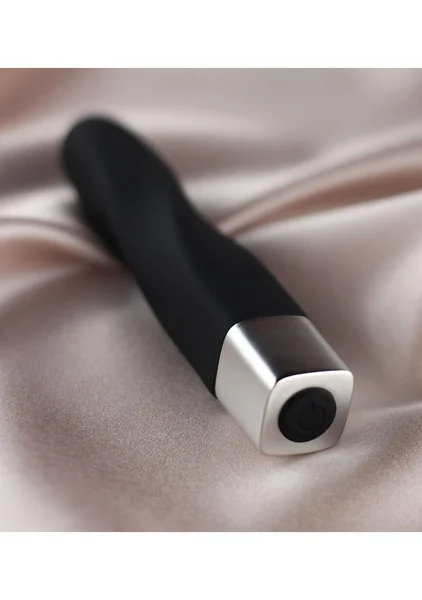 Layla Silicone Vibrating Bullet — image 14 of 14