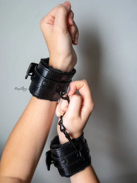 Shadow Fur Handcuffs — image 7 of 20