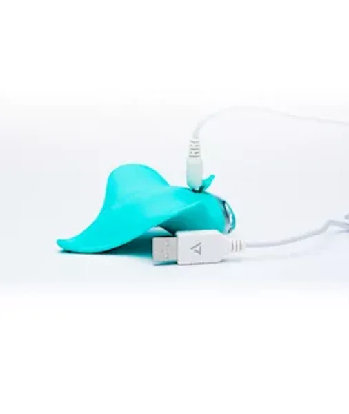 Clandestine Devices Mimic Rechargeable Massager — image 24 of 25