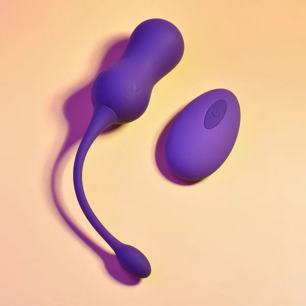 Playboy Double Time Powerful Pleasure Kegel Balls — image 3 of 7