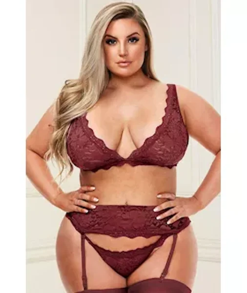 3 Piece Lacey Bra Garter Skirt And G-string Set — image 3 of 4