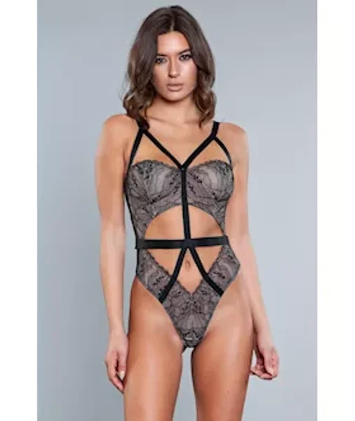 Lelani Teddy — image 3 of 4
