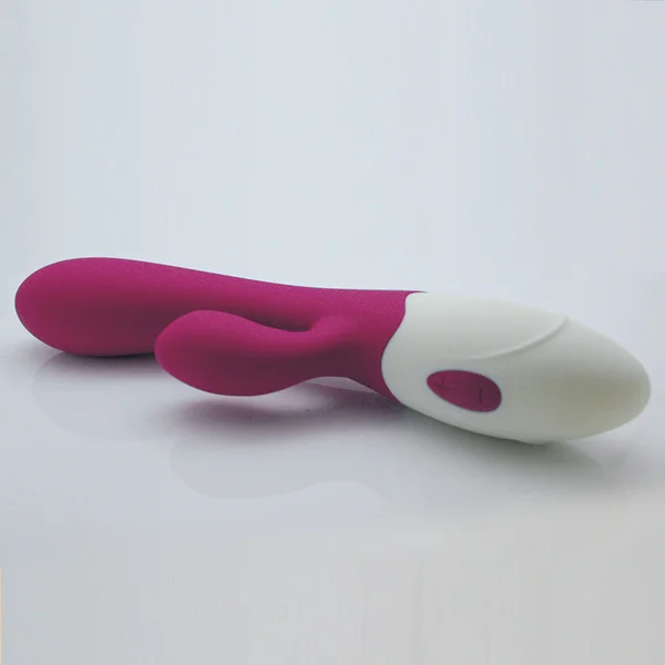 Ruby Rabbit Vibrator — image 5 of 10