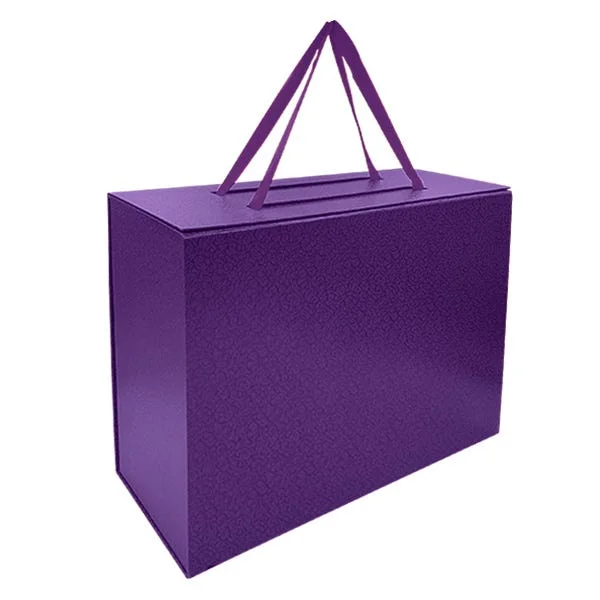 Brigitta Small Gift Box — image 7 of 10