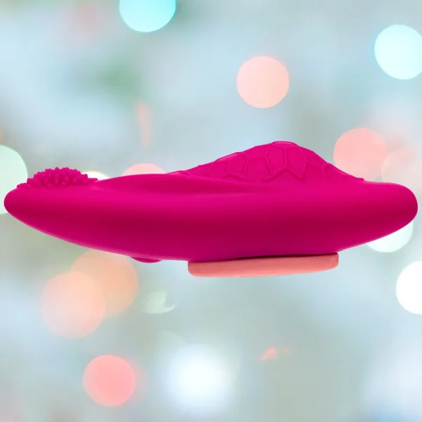 OhMiBod Foxy Bluetooth App Enabled Silicone Waterproof Rechargeable Panty Vibrator — image 12 of 23