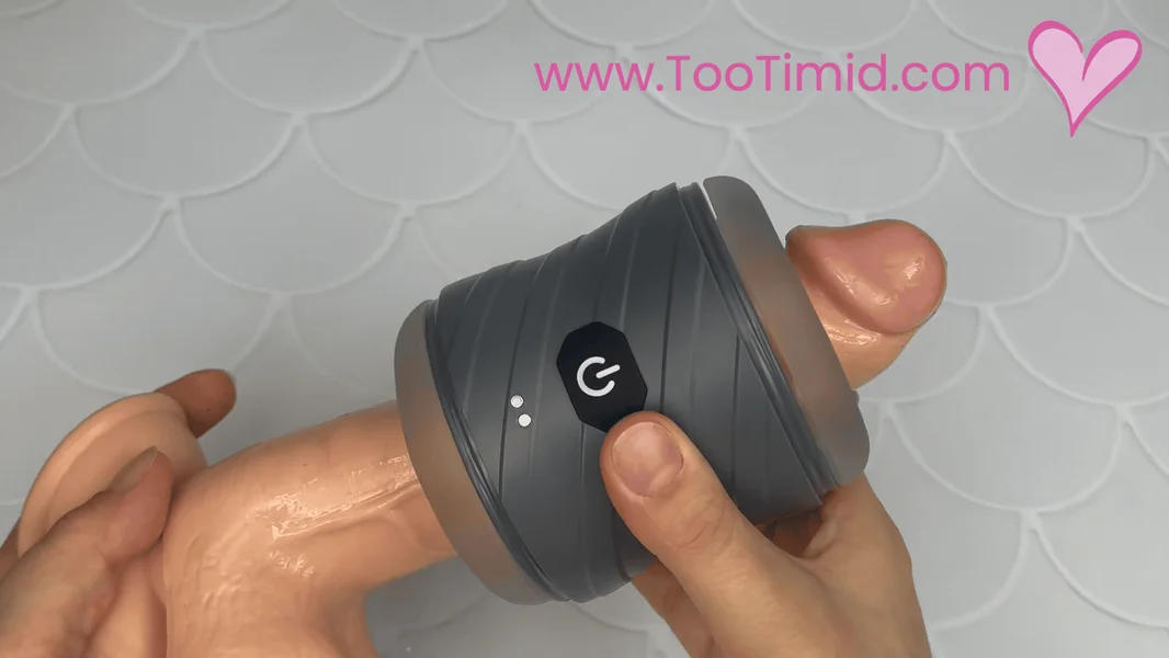 Rechargeable Cock Sucking Masturbation Cup — image 7 of 14