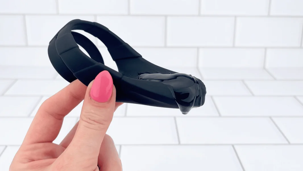 Sperm Locking Dual Cock Ring with Taint Teaser — image 4 of 19