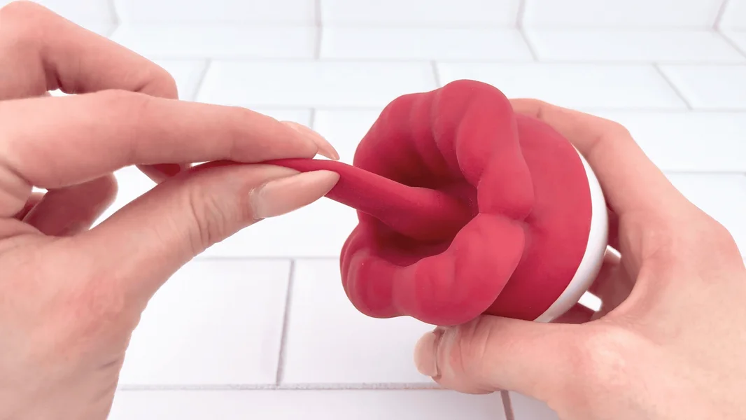 Flaming Red Lips Self-Motion Flickering Tongue Clit Stimulator — image 10 of 10