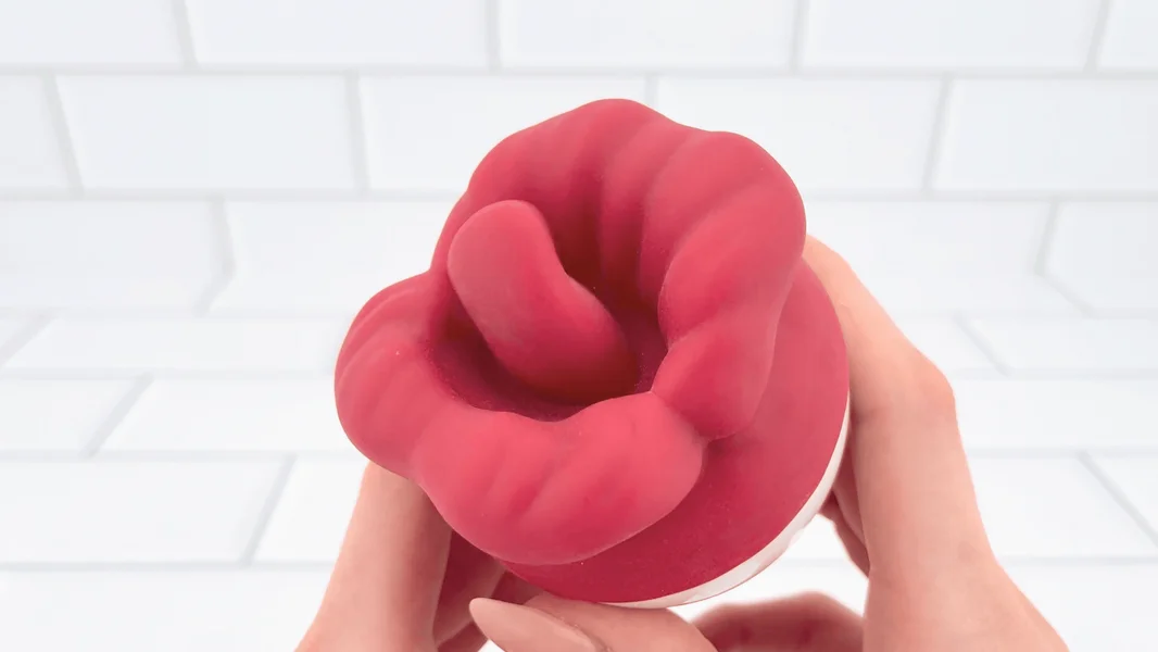 Flaming Red Lips Self-Motion Flickering Tongue Clit Stimulator — image 7 of 10