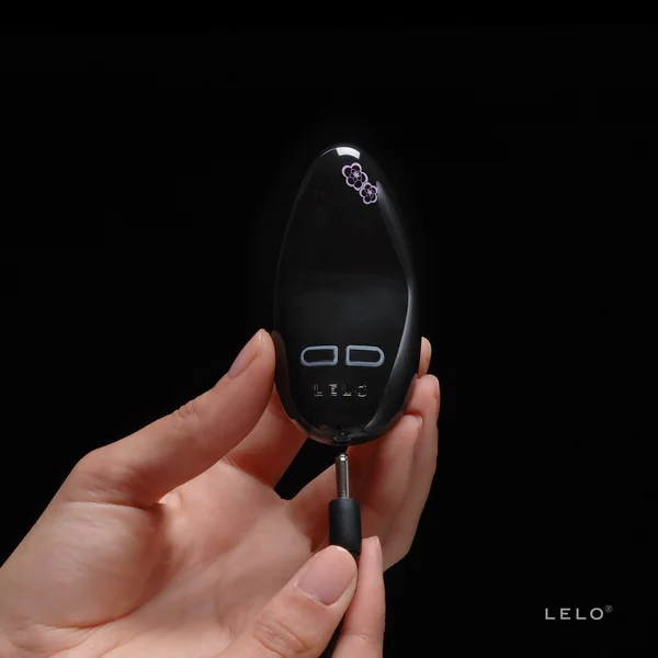 LELO Nea Black Pearl — image 10 of 10