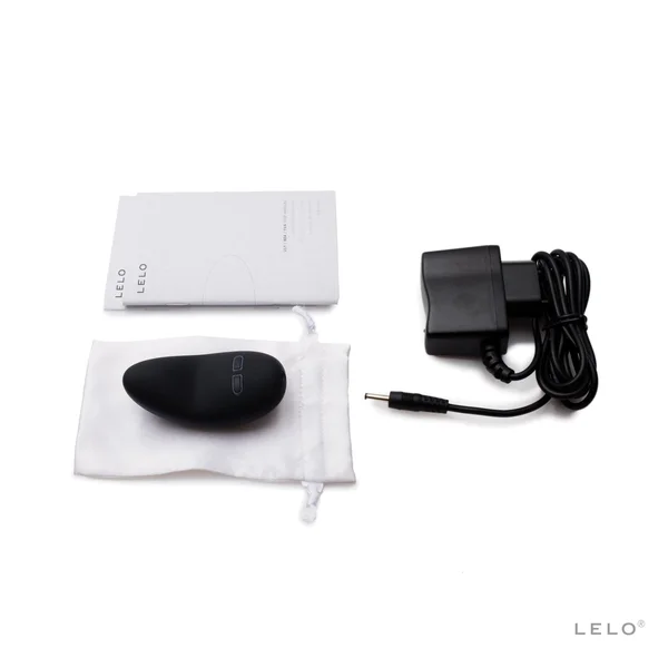 LELO Lily Massager Black Satin — image 5 of 6