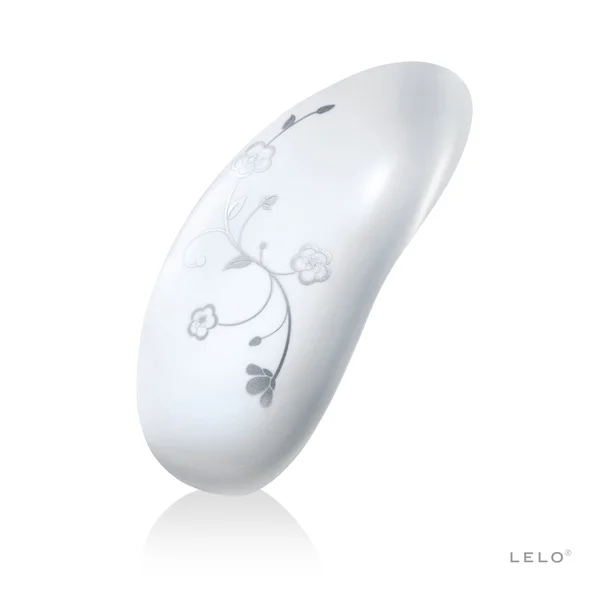 LELO Nea Personal Massager White — image 4 of 6