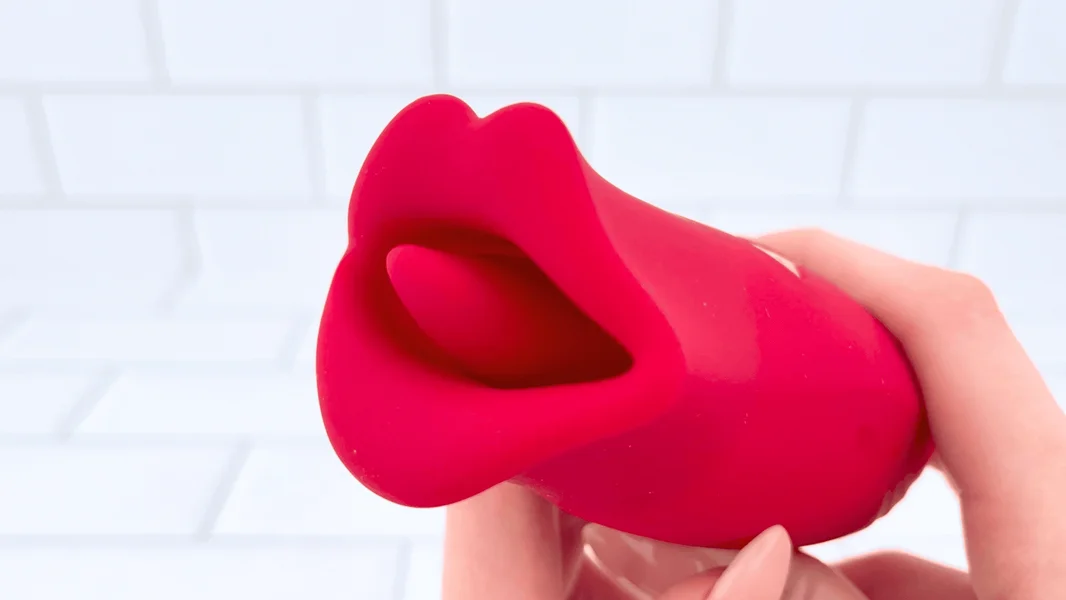French Kiss Self-Motion Tongue Vibrator — image 8 of 16