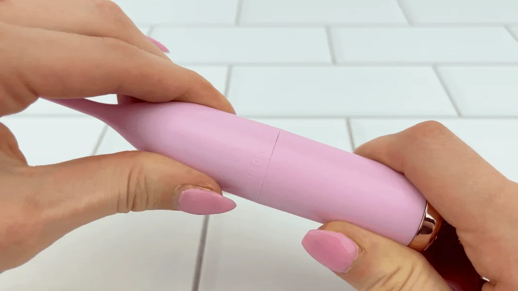 Powerful Pinpoint Clit Stimulation Wand — image 6 of 9
