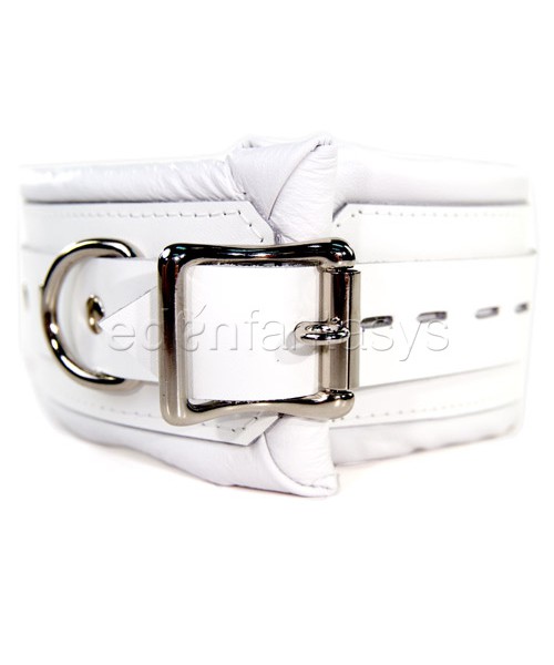 Luxe white collar