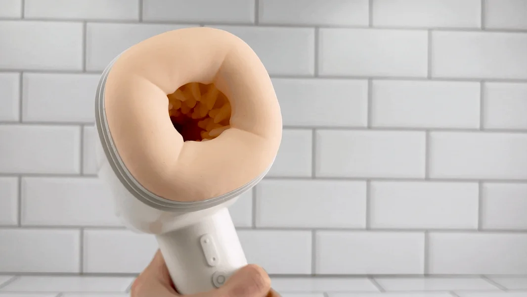 Super Series Pro Auto-Thrusting Masturbator - It Warms and Vibrates! — image 7 of 19