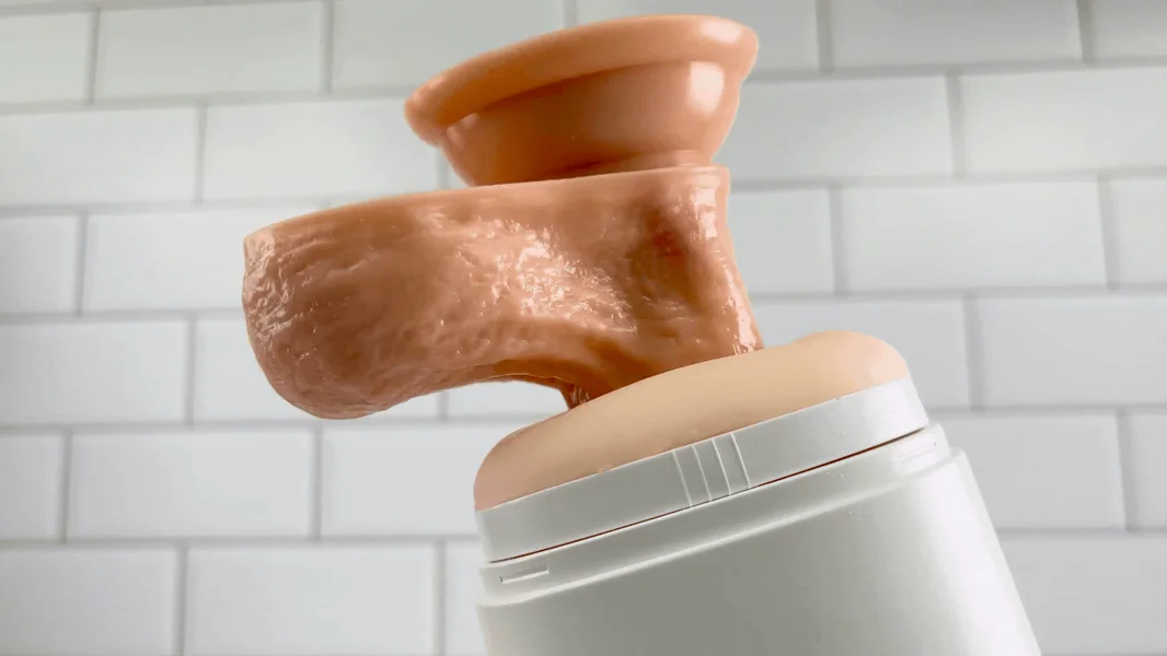 Super Series Pro Auto-Thrusting Masturbator - It Warms and Vibrates! — image 13 of 19