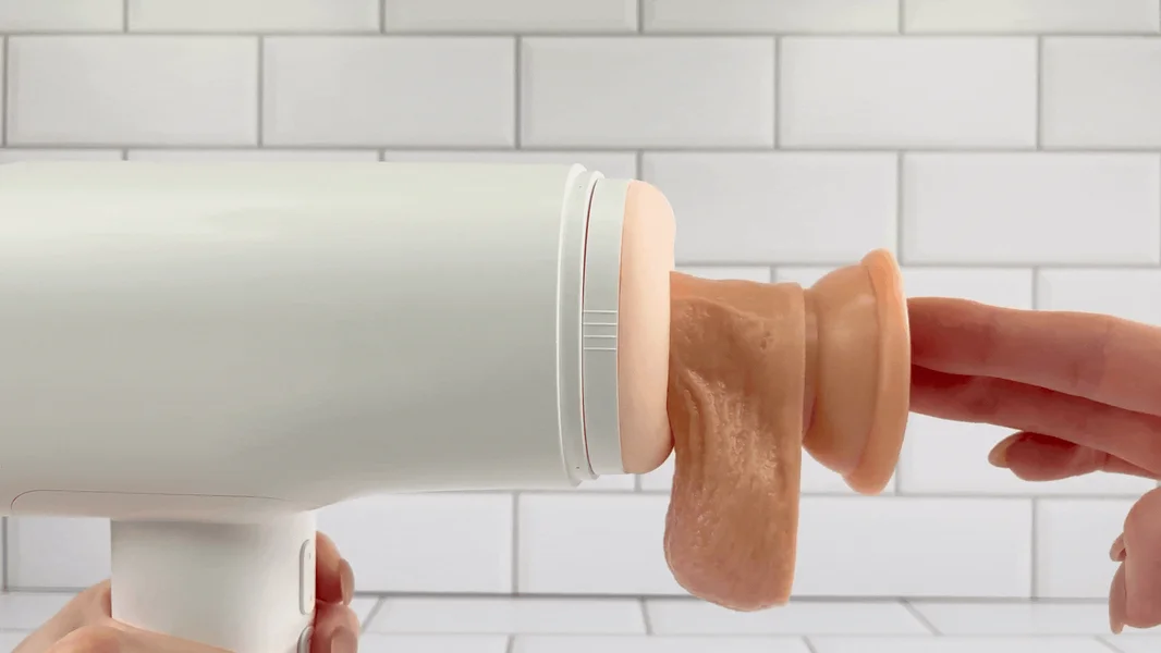 Super Series Pro Auto-Thrusting Masturbator - It Warms and Vibrates! — image 11 of 19