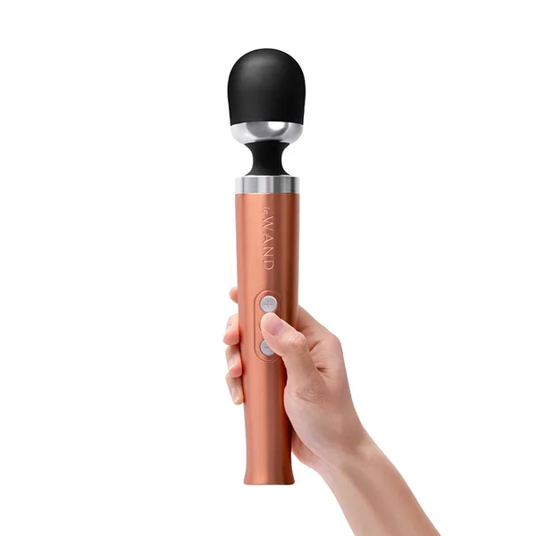 Le Wand Die Cast Rechargeable Vibrating Massager — image 8 of 19