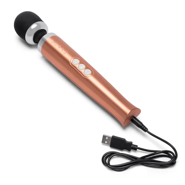 Le Wand Die Cast Rechargeable Vibrating Massager — image 10 of 19