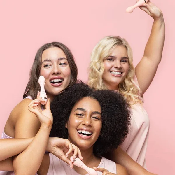 VUSH Fleur Precision Bullet Vibrator — image 3 of 5