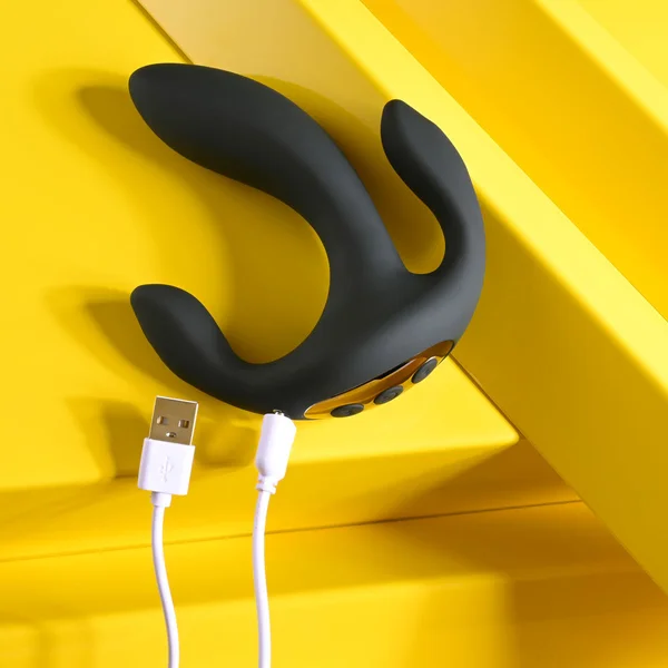 Playboy Pleasure TRIPLE THREAT - Black USB Rechargeable Triple Probe Vibrator — image 9 of 9