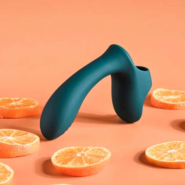 Playboy Pleasure WRAPPED AROUND YOUR FINGER - Green USB Rechargeable Finger Stimulator — image 5 of 9