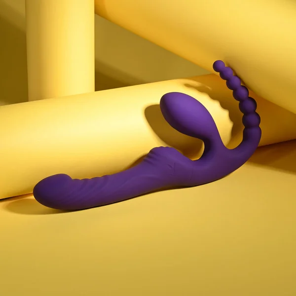 Playboy Pleasure HUG IT OUT - Purple 29 cm USB Rechargeable Strapless Strap-On — image 2 of 8