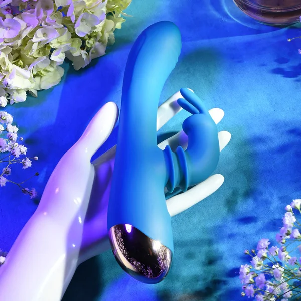 Adam & Eve SHIMMY & SHAKE VELVET RABBIT - Blue 22.4 cm USB Rechargeable Rabbit Vibrator — image 5 of 9