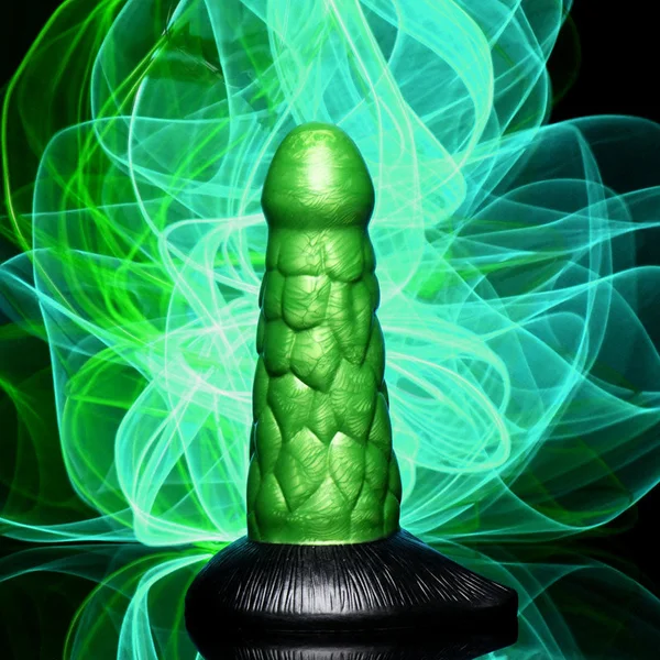 Creature Cocks Radioactive Reptile Thick Scaly Silicone Dildo - Green 19 cm Dildo — image 8 of 8