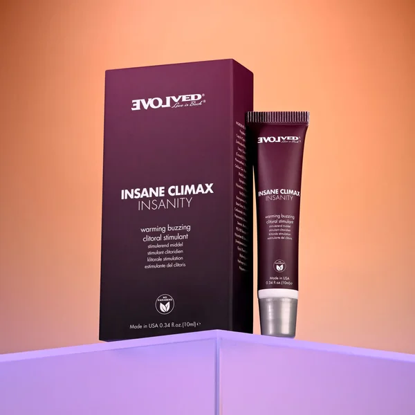 Evolved INSANE CLIMAX - INSANITY - Warming Buzzing Clitoral Stimulation Gel - 10 ml — image 3 of 9