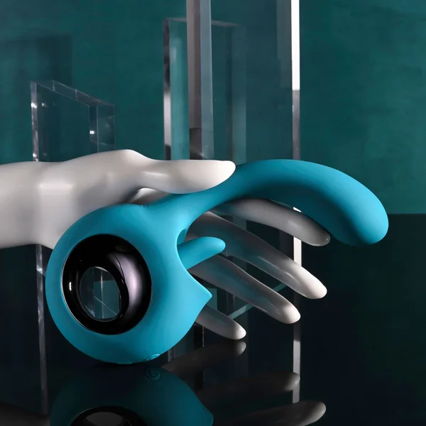 Evolved HOW MANY LICKS - Blue 17.8 cm USB Rechargeable Vibrator with Flicking Stimulator — image 3 of 6