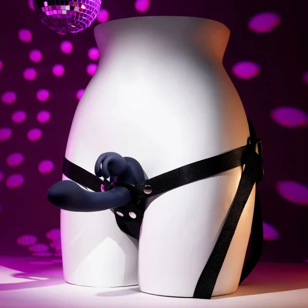 Evolved GIVING VIBES - Black 14.6 cm USB Rechargeable Vibrating Strap-On with Remote — image 2 of 9