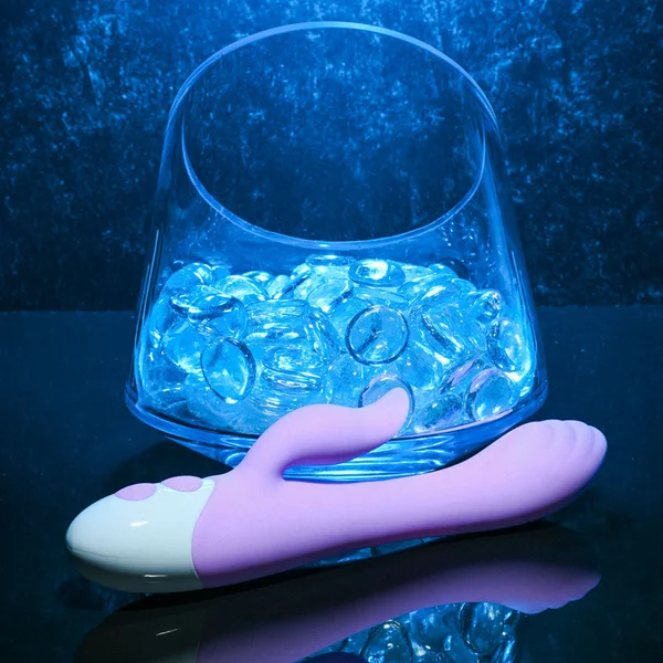 Evolved PLEASING PETAL - Lilac 19.7 cm USB Rechargeable Rabbit Vibrator — image 4 of 9