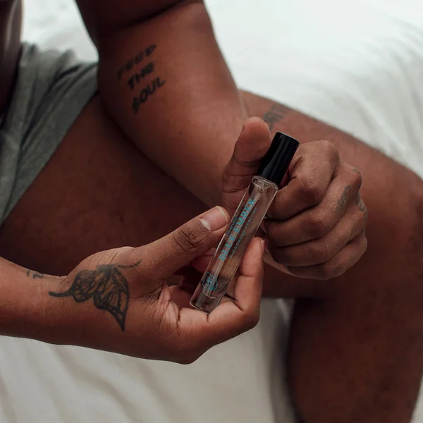 Eye Of Love Love In Bloom Blue Ember Pheromone Cologne - 10ml - Citrus & Cedar Scented Pheromone Cologne for Men to attract Women - 10 ml Spray — image 4 of 5