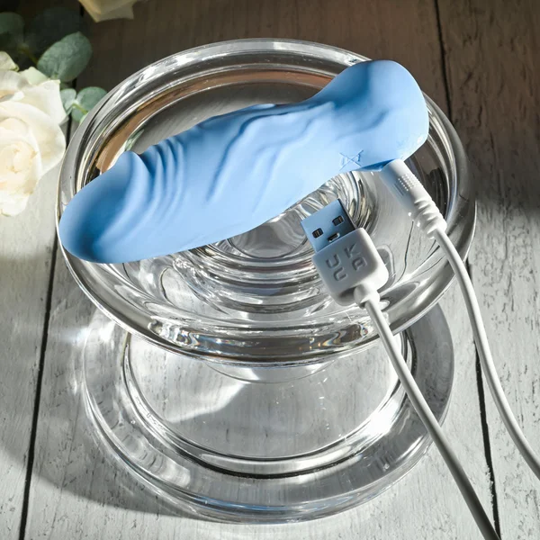 Gender X LIL BUDDY - Light Blue 10.1 cm USB Rechargeable Mini Vibrator — image 9 of 9