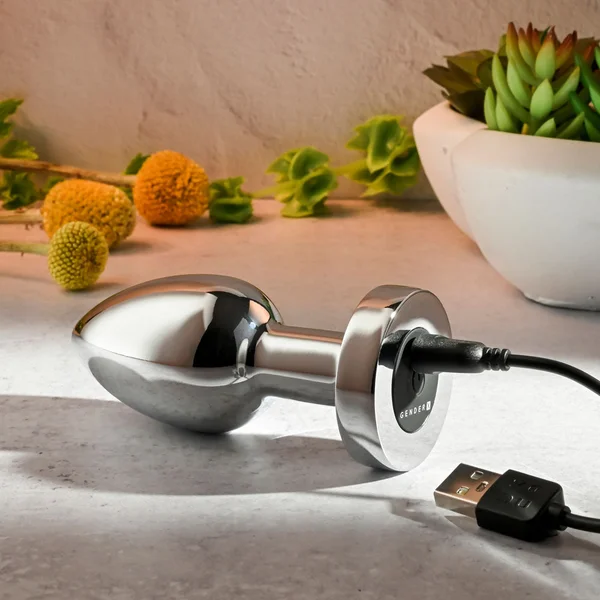 Gender X ROCKIN METAL PLUG XL - Chrome 10.5 cm USB Rechargeable Vibrating XL Butt Plug — image 8 of 8